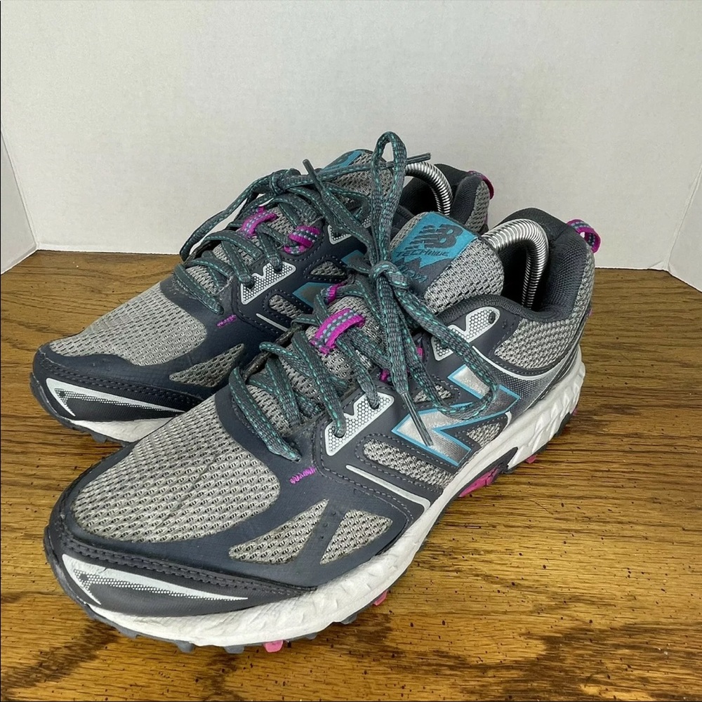 New Balance Tech Aide 412v3 gray sneaker Size 8